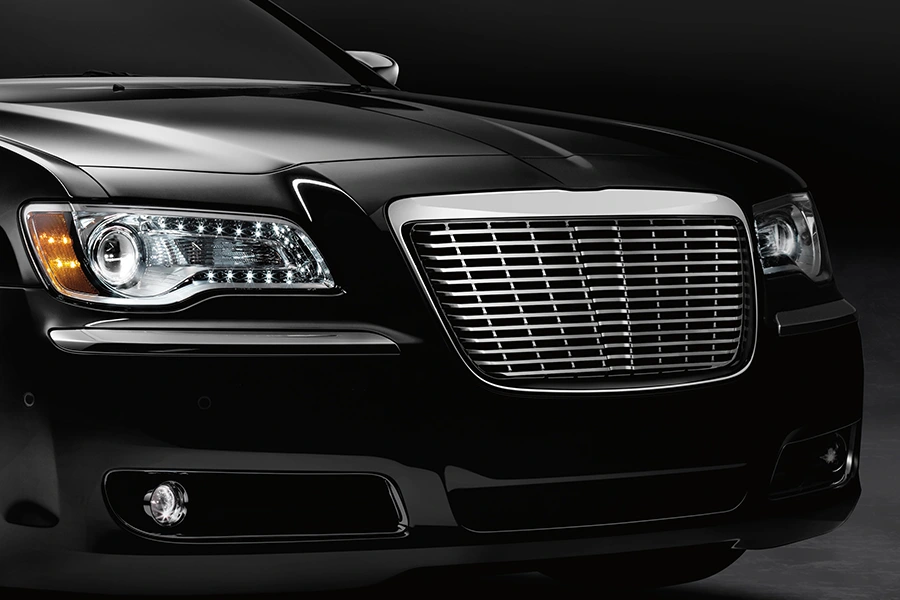 Automotive Grille: Non Diseinu Identitateak Ingeniaritza Zehaztasuna betetzen du